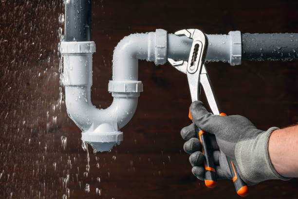 Professional Leak Detection technician working in New London, OH